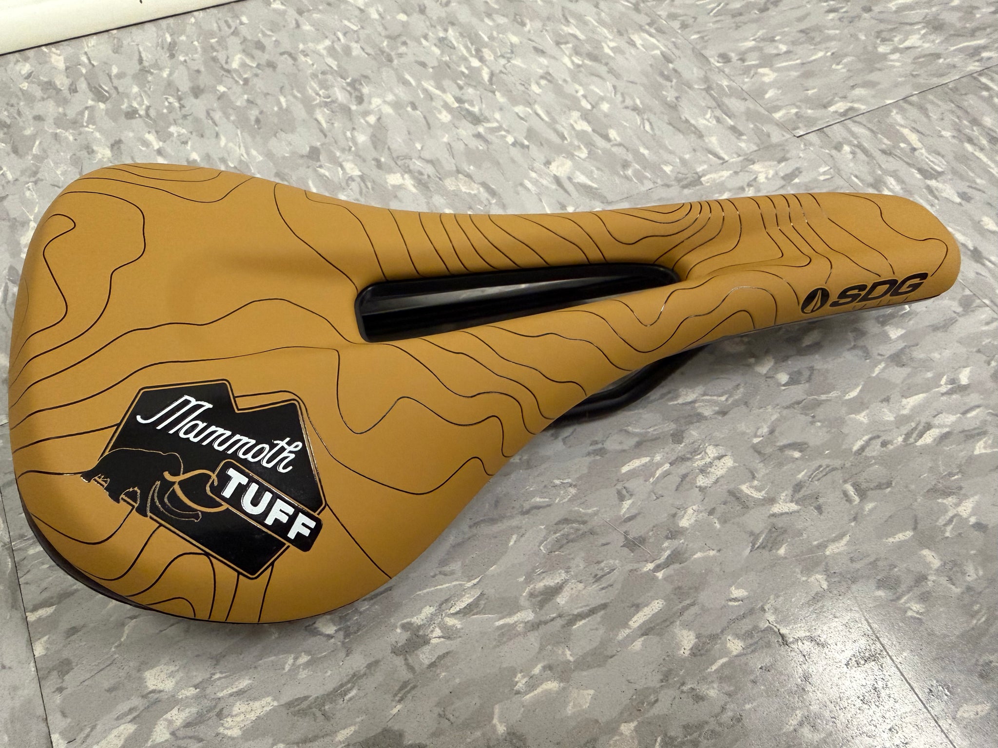 SDG x TUFF Saddle - Bel-Air V3 Overland